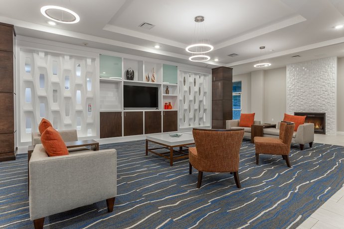 Imagen de los interiores del Hotel Holiday Inn And Suites Jefferson City, An Ihg. Foto 18