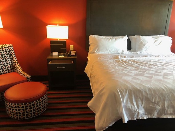 Imagen de la habitación del Hotel Holiday Inn And Suites Lafayette North, An Ihg. Foto 5