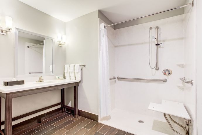 Imagen de la habitación del Hotel Holiday Inn And Suites Lafayette North, An Ihg. Foto 8