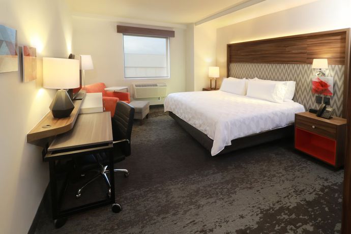Imagen de la habitación del Hotel Holiday Inn And Suites Monterrey Apodaca Zona Airport, an IHG Hotel. Foto 10