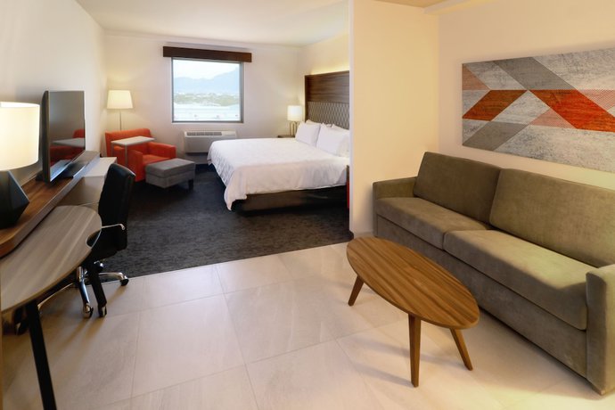 Imagen de la habitación del Hotel Holiday Inn And Suites Monterrey Apodaca Zona Airport, an IHG Hotel. Foto 12