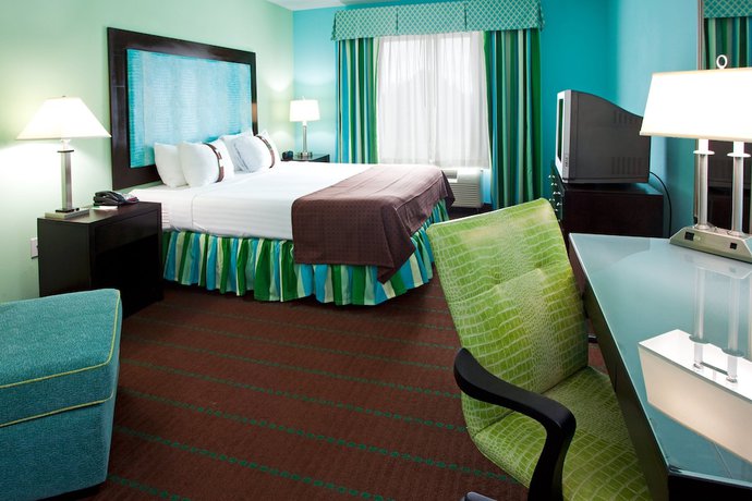 Imagen de la habitación del Hotel Holiday Inn And Suites Ocala Conference Center, An Ihg. Foto 11