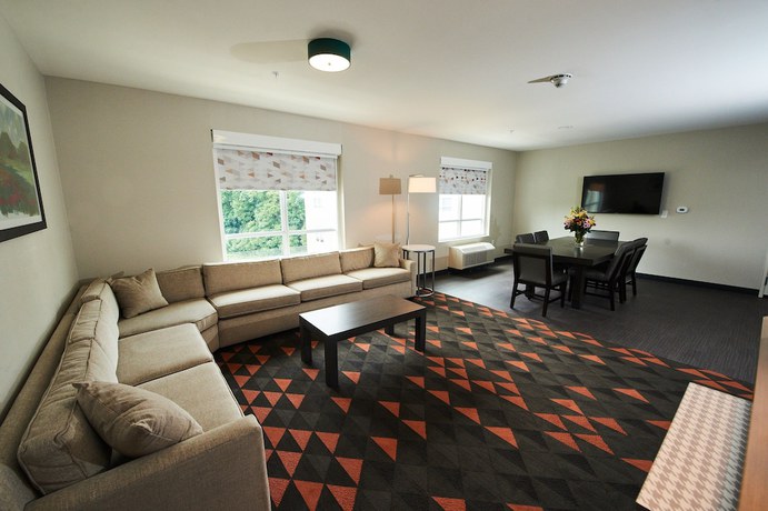 Imagen de la habitación del Hotel Holiday Inn And Suites Philadelphia W - Drexel Hill, An Ihg. Foto 7