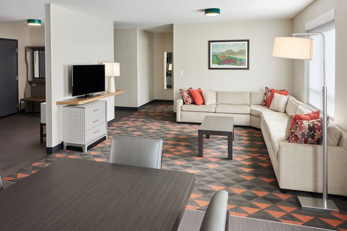 Imagen de la habitación del Hotel Holiday Inn And Suites Philadelphia W - Drexel Hill, An Ihg. Foto 10