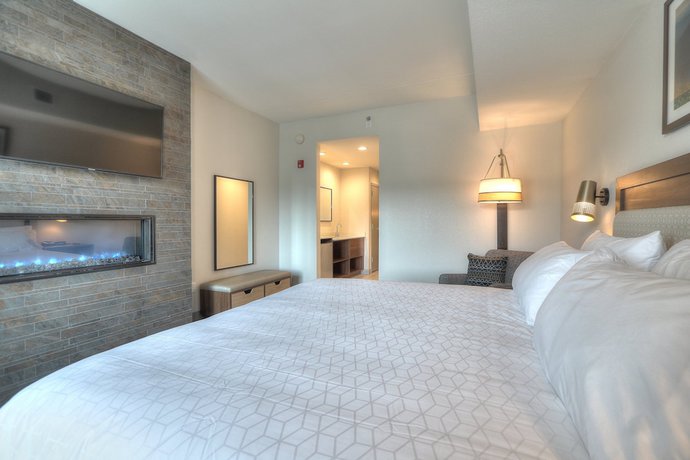 Imagen de la habitación del Hotel Holiday Inn And Suites Pigeon Forge Convention Center, An Ihg. Foto 7