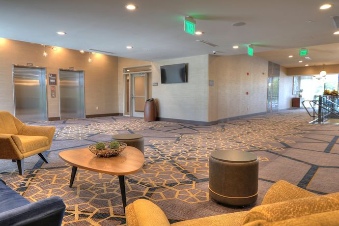 Imagen de los interiores del Hotel Holiday Inn And Suites Pigeon Forge Convention Center, An Ihg. Foto 20