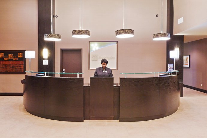 Imagen de los interiores del Hotel Holiday Inn And Suites Tulsa South, An Ihg. Foto 16