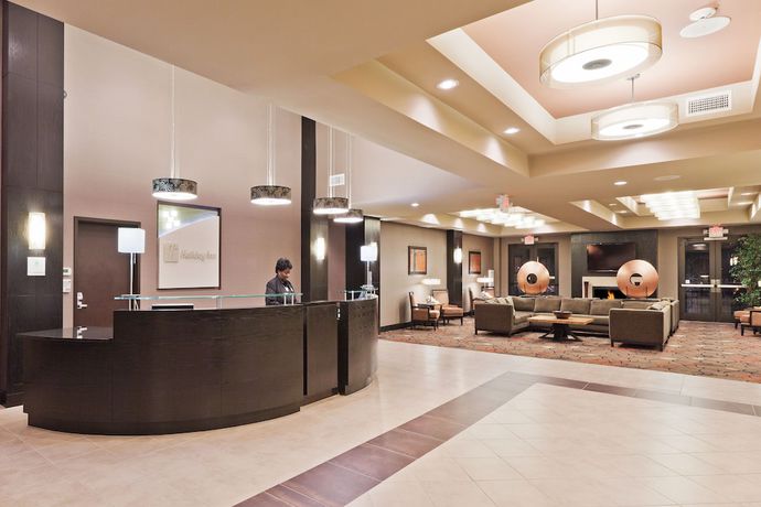 Imagen de los interiores del Hotel Holiday Inn And Suites Tulsa South, An Ihg. Foto 17