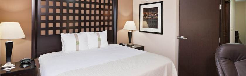 Imagen de la habitación del Hotel Holiday Inn And Suites Tulsa South, An Ihg. Foto 9