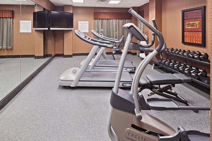 Imagen de los interiores del Hotel Holiday Inn And Suites Tulsa South, An Ihg. Foto 18