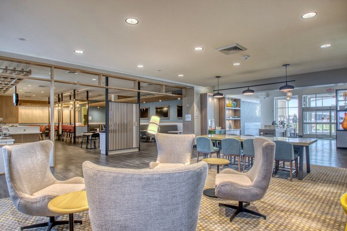 Imagen de los interiores del Hotel Holiday Inn Appleton, an IHG. Foto 16