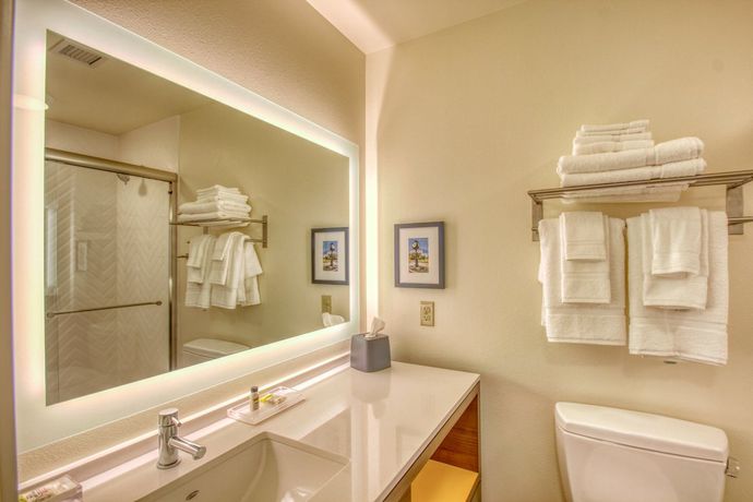 Imagen de la habitación del Hotel Holiday Inn Appleton, an IHG. Foto 5