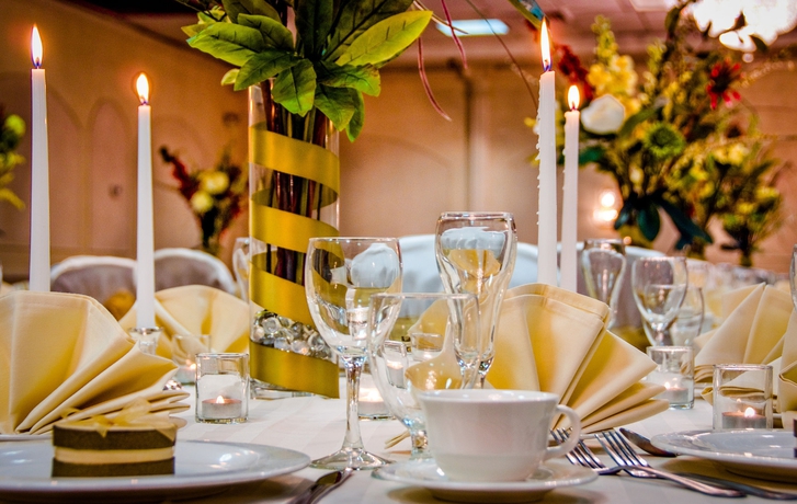 Imagen del bar/restaurante del Hotel Holiday Inn Arlington At Ballston, An Ihg. Foto 5