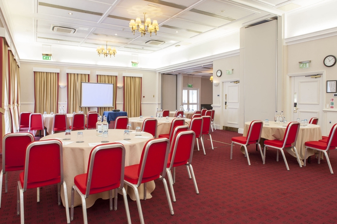 Imagen de los interiores del Hotel Holiday Inn Ashford Central, An Ihg. Foto 15