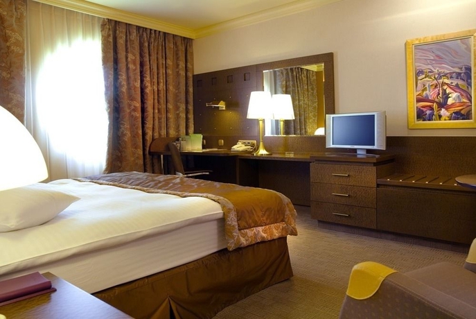 Imagen de la habitación del Hotel Holiday Inn Athens Attica Av, Airport W.. Foto 9