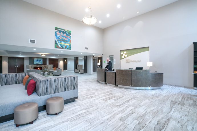 Imagen de los interiores del Hotel Holiday Inn Atlanta/roswell, An Ihg. Foto 14