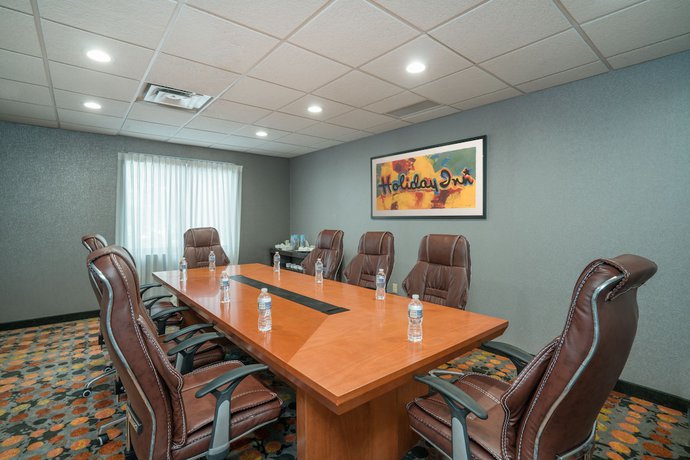 Imagen de los interiores del Hotel Holiday Inn Atlanta/roswell, An Ihg. Foto 15