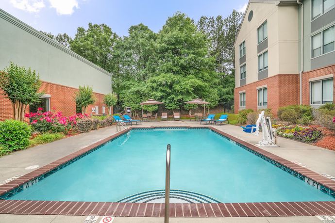 Imagen de la piscina del Hotel Holiday Inn Atlanta/roswell, An Ihg. Foto 20