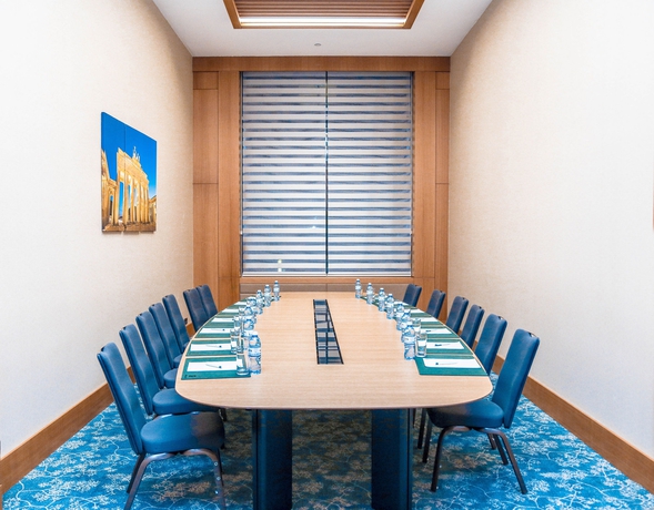 Imagen de los interiores del Hotel Holiday Inn Baku, An Ihg. Foto 6