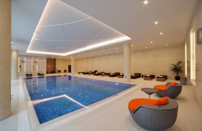 Imagen de la piscina del Hotel Holiday Inn Baku, An Ihg. Foto 16