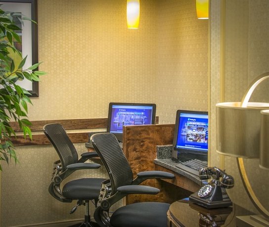 Imagen de los interiores del Hotel Holiday Inn Baltimore Inner Harbor. Foto 11