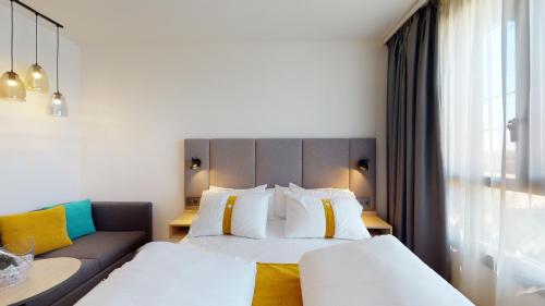 Imagen general del Hotel Holiday Inn Barcelona-Sant Cugat. Foto 6