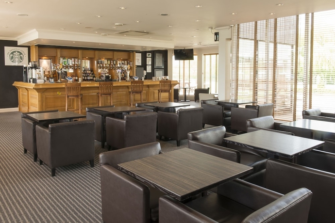 Imagen de los interiores del Hotel Holiday Inn Basildon, An Ihg. Foto 17