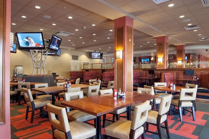 Imagen del bar/restaurante del Hotel Holiday Inn Baton Rouge College Drive I-10, An Ihg. Foto 2