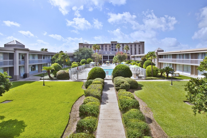Imagen de los exteriores del Hotel Holiday Inn Baton Rouge-south, An Ihg. Foto 4