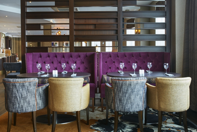 Imagen del bar/restaurante del Hotel Holiday Inn Belfast City Centre, An Ihg. Foto 3