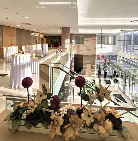 Imagen de los interiores del Hotel Holiday Inn Belgrade, An Ihg. Foto 6