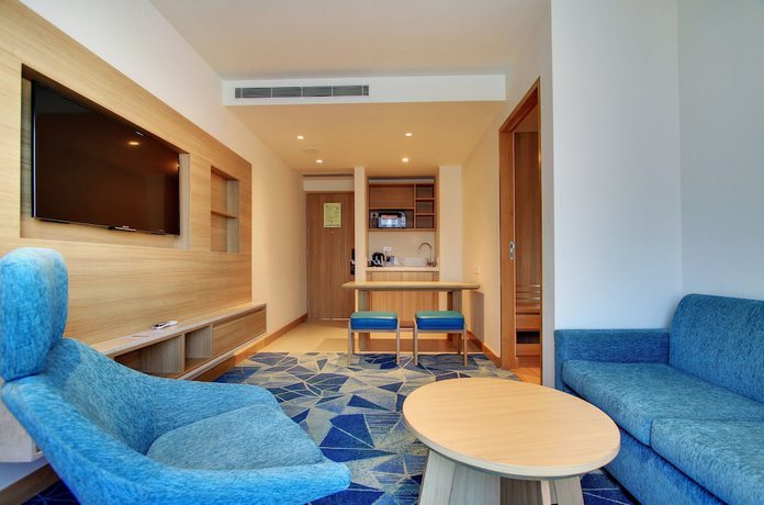 Imagen de la habitación del Hotel Holiday Inn Bengaluru Racecourse, An Ihg. Foto 3