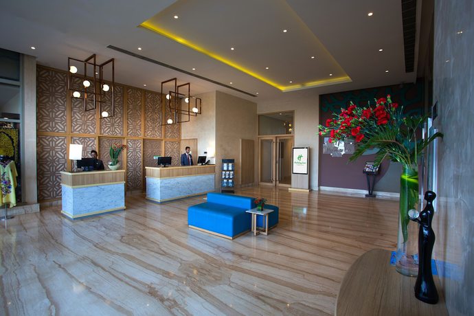 Imagen de los interiores del Hotel Holiday Inn Bengaluru Racecourse, An Ihg. Foto 18