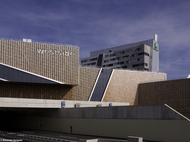 Imagen de los exteriores del Hotel Holiday Inn Bern-westside. Foto 9