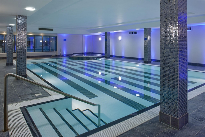 Imagen de la piscina del Hotel Holiday Inn Birmingham Airport - Nec, An Ihg. Foto 16