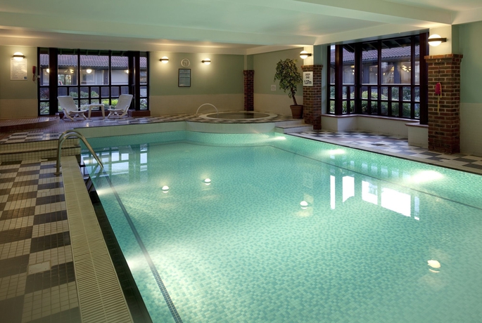 Imagen de la piscina del Hotel Holiday Inn Birmingham Bromsgrove, An Ihg. Foto 16