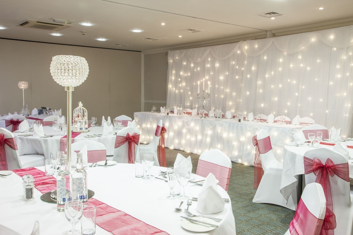 Imagen de los interiores del Hotel Holiday Inn Birmingham M6 Jct7, An Ihg. Foto 11