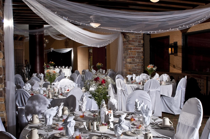 Imagen de los interiores del Hotel Holiday Inn Bloomington Airport South Mall Area, An Ihg. Foto 10