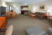 Imagen general del Hotel Holiday Inn Bloomington Arprt South Mall Area. Foto 9