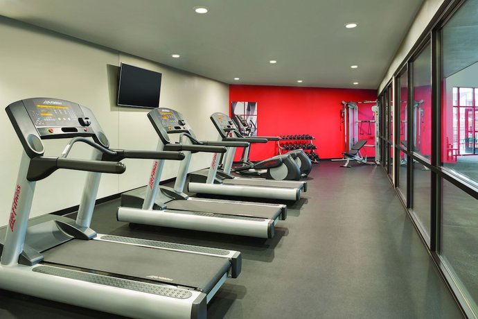 Imagen de los interiores del Hotel Holiday Inn Bloomington - Normal, An Ihg. Foto 18