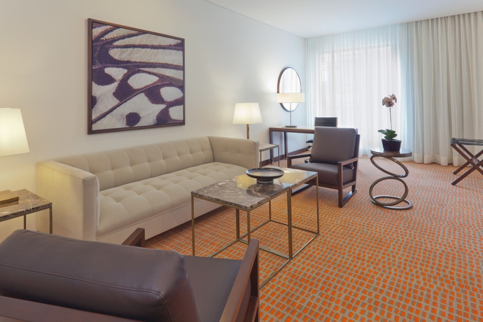 Imagen de los interiores del Hotel Holiday Inn Bogota Airport, An Ihg. Foto 6