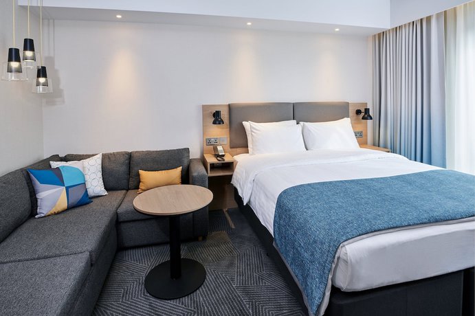 Imagen de la habitación del Hotel Holiday Inn Bordeaux-Merignac, an IHG Hotel. Foto 5