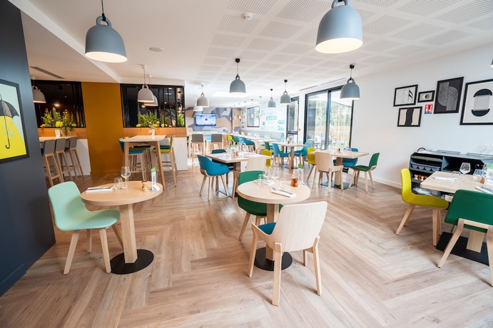 Imagen de los interiores del Hotel Holiday Inn Bordeaux-Merignac, an IHG Hotel. Foto 15