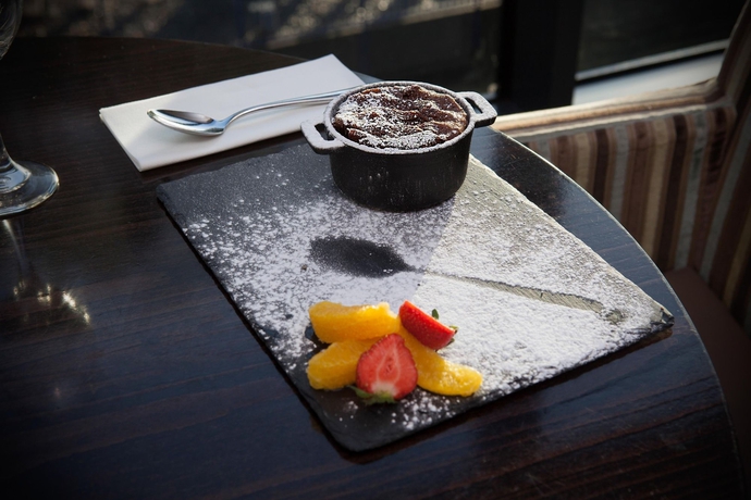 Imagen del bar/restaurante del Hotel Holiday Inn Bristol City Centre, An Ihg. Foto 2