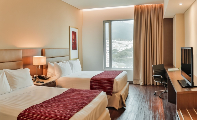 Imagen de la habitación del Hotel Holiday Inn Bucaramanga Cacique. Foto 4