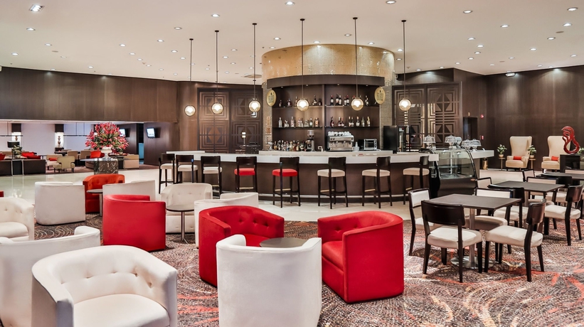 Imagen del bar/restaurante del Hotel Holiday Inn Bucaramanga Cacique. Foto 3
