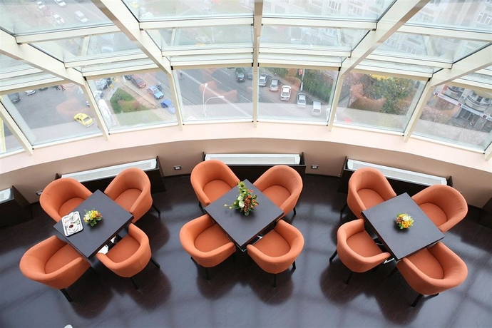 Imagen del bar/restaurante del Hotel Holiday Inn Bucharest - Times, An Ihg. Foto 6