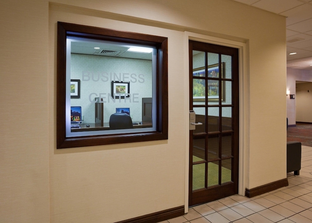 Imagen general del Hotel Holiday Inn Burlington and Conference Centre, An Ihg. Foto 2