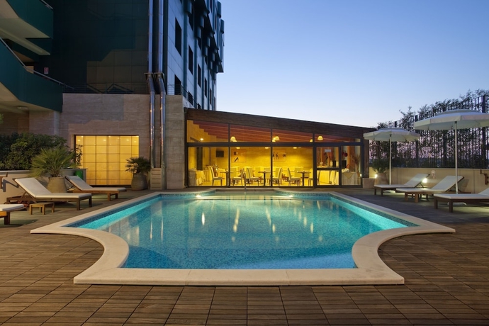 Imagen de la piscina del Hotel Holiday Inn Cagliari, An Ihg. Foto 18