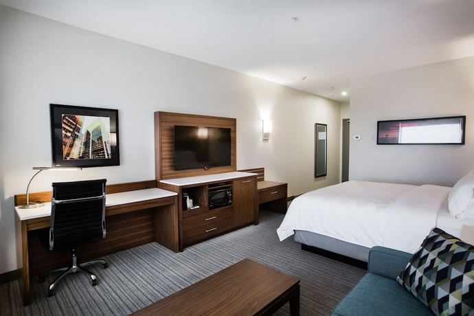 Imagen de la habitación del Hotel Holiday Inn Calgary South Conference Center, an IHG. Foto 7